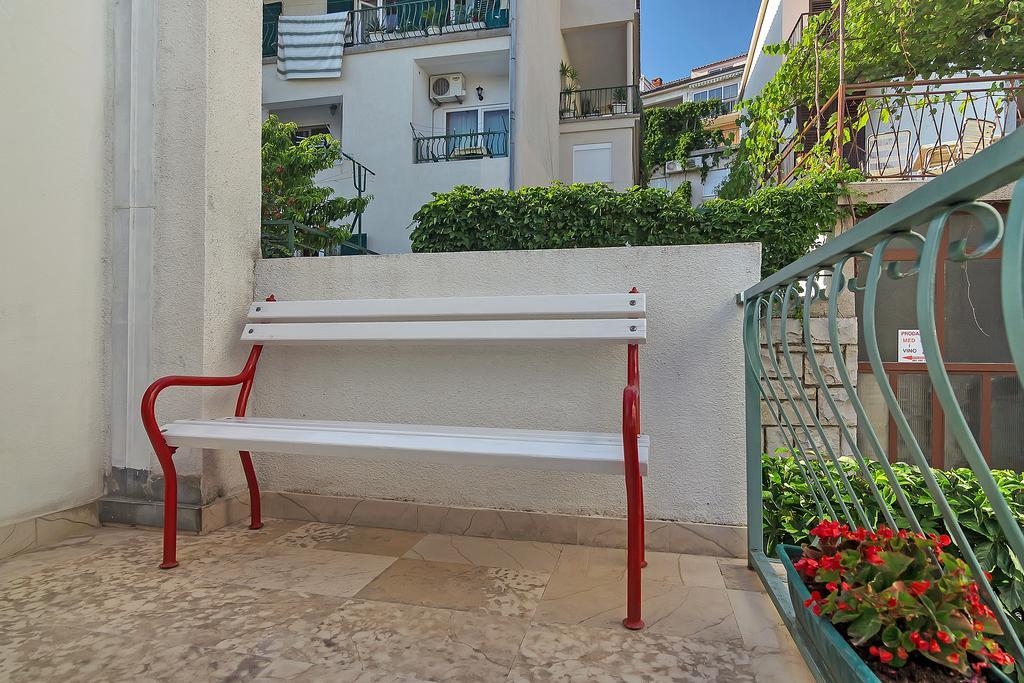 Apartments Smiljka Makarska Exterior foto